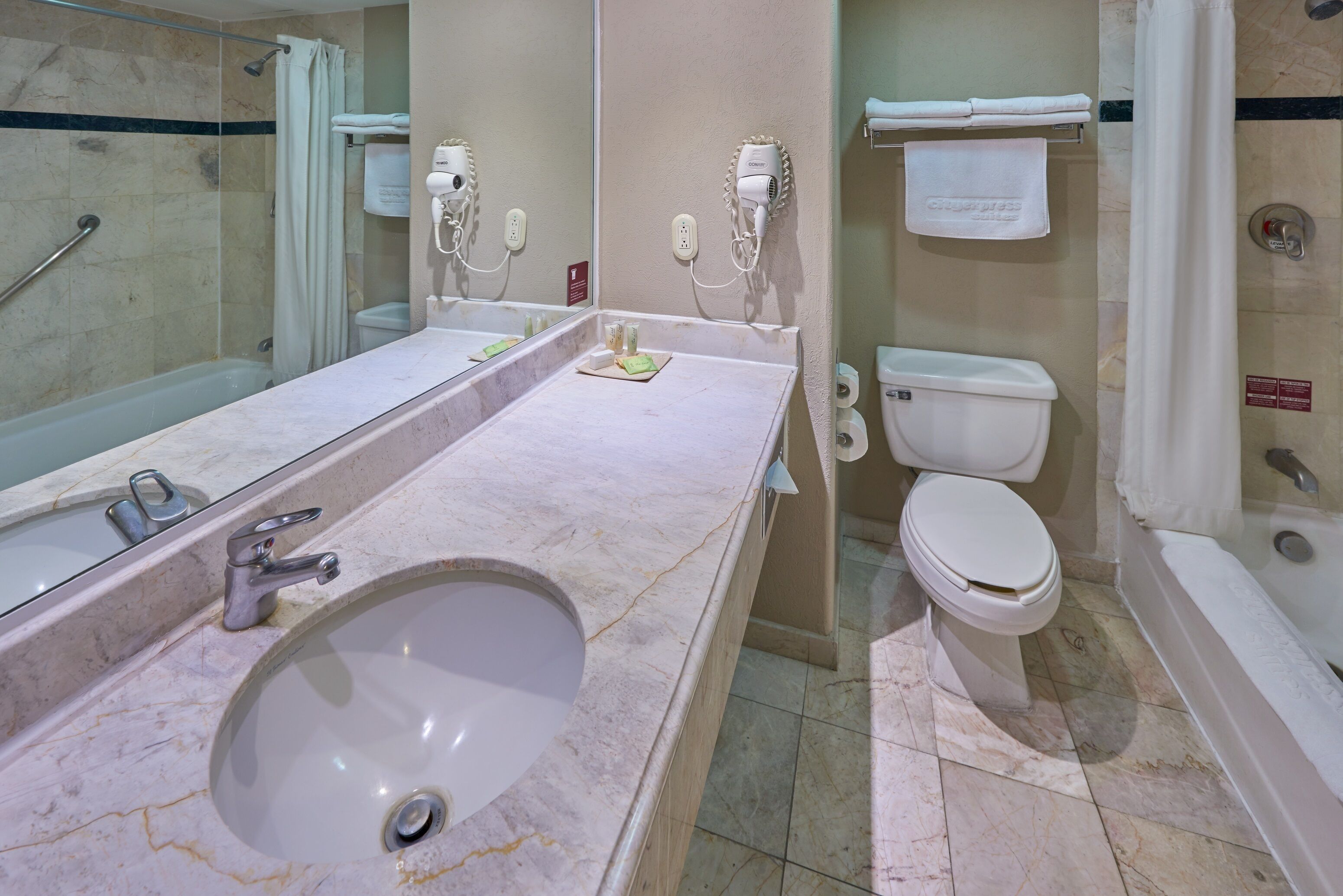 Photo - Sierra Suites By HP Hotels