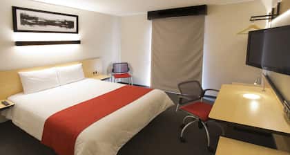 City Express by Marriott Oaxaca