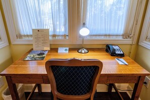 King Annex Room | Hypo-allergenic bedding, in-room safe, desk, laptop workspace