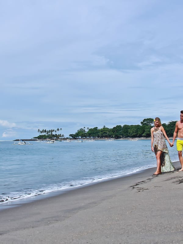 Private beach, white sand, beach massages, scuba diving