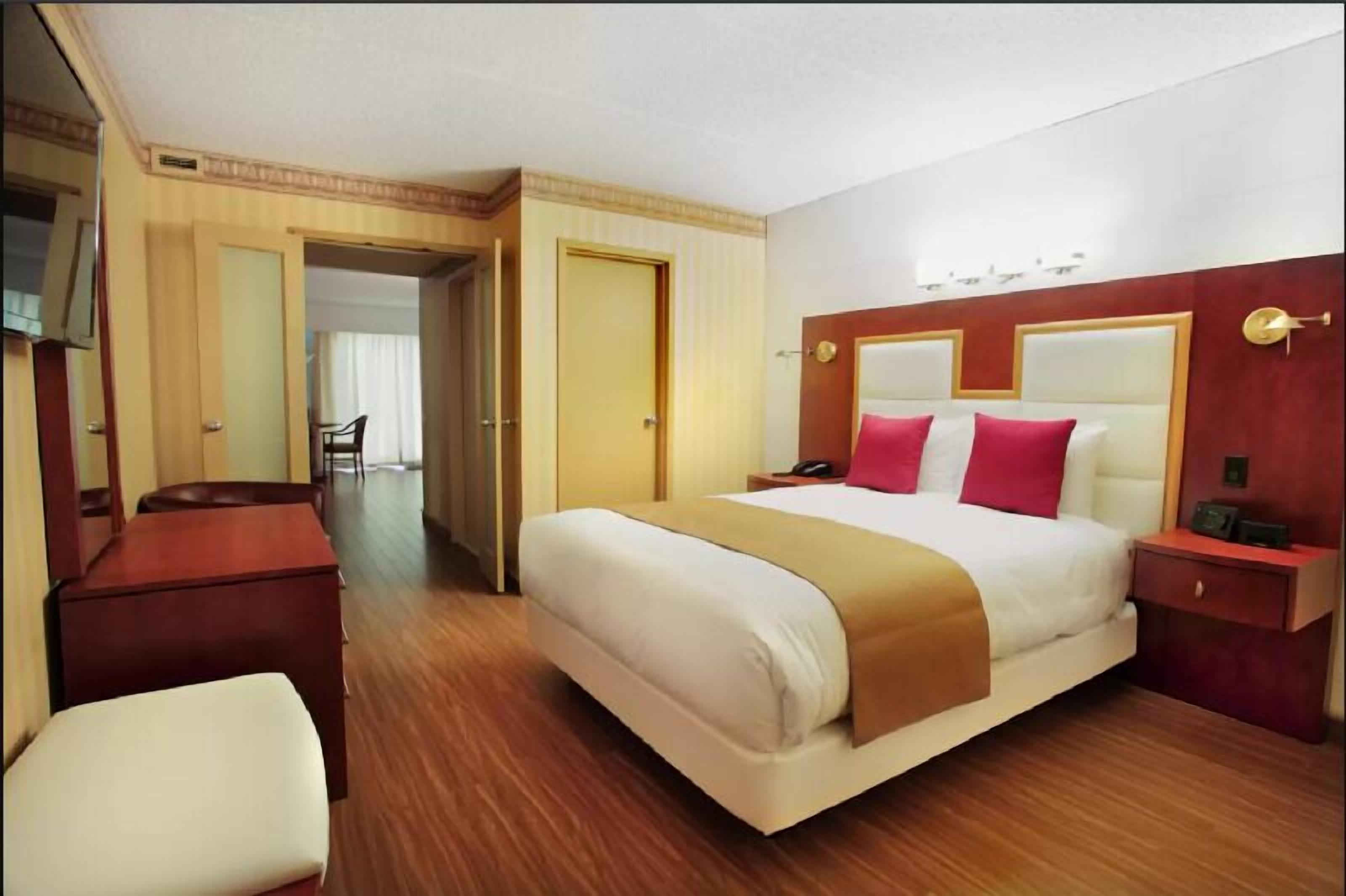 Select Comfort beds, in-room safe, soundproofing, iron/ironing board