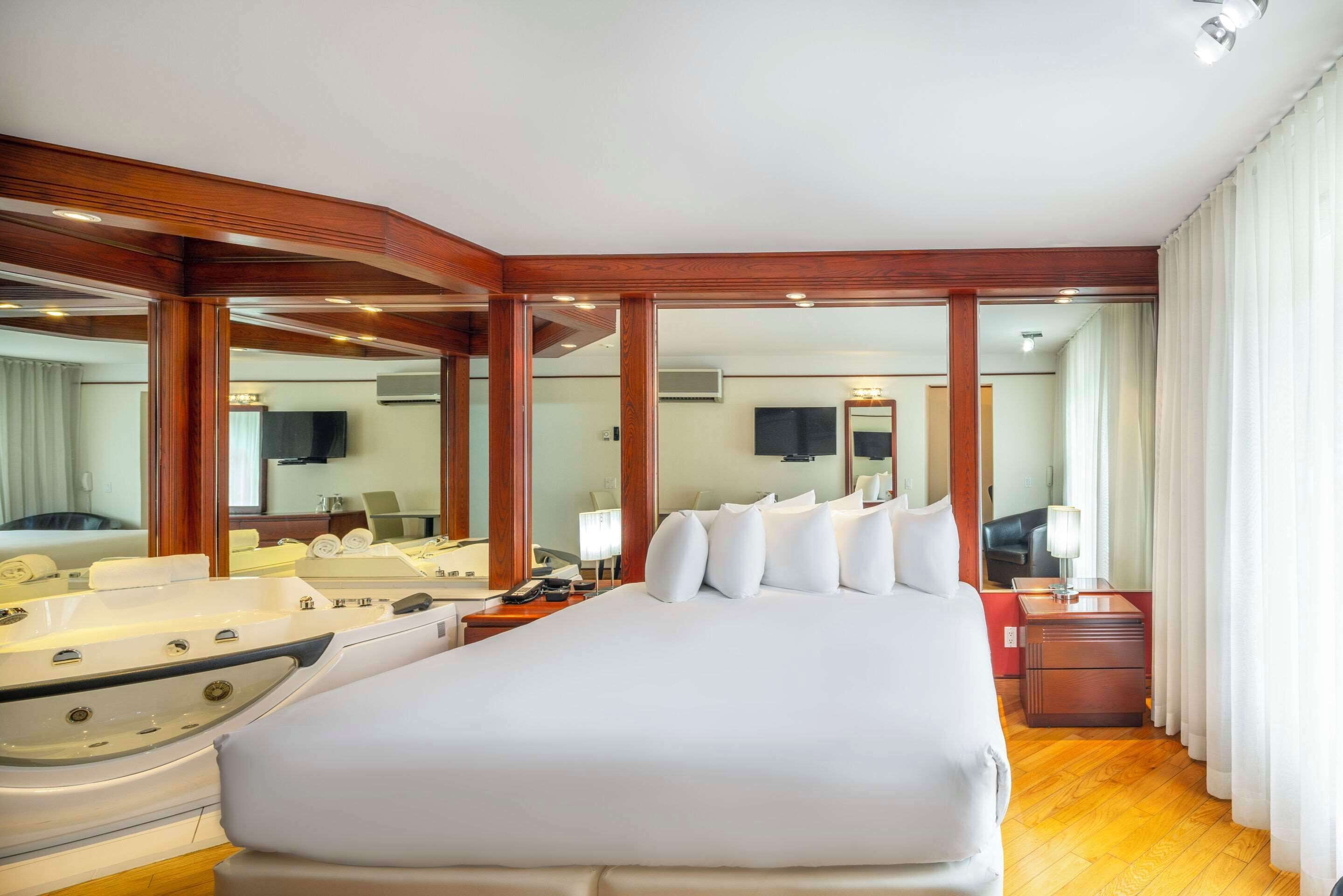 superior room (king, whirlpool) | select comfort beds, in-room safe, soundproofing, iron/ironing board