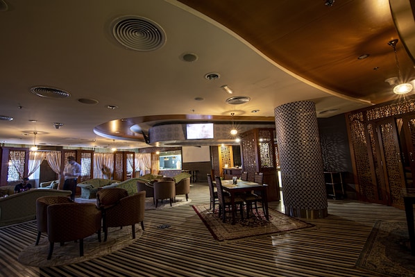 Lunch and dinner served, Mediterranean cuisine