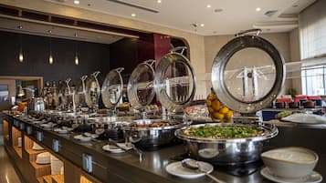 Lunch and dinner served, Mediterranean cuisine