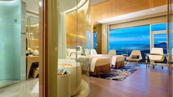 Down comforters, pillowtop beds, minibar, in-room safe