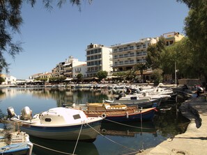 Lake - Du Lac Hotel (Agios Nikolaos)