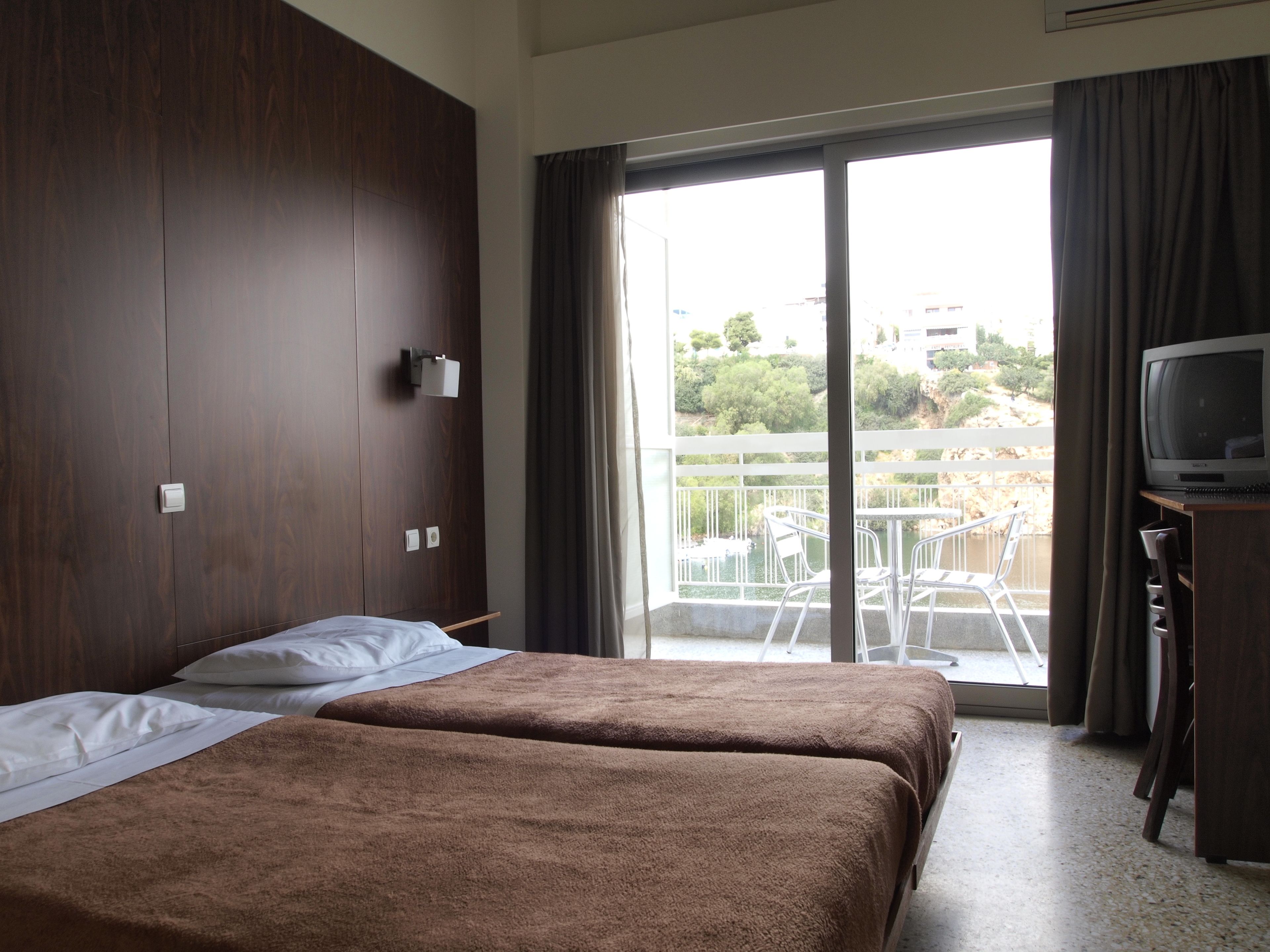 premium bedding, in-room safe, desk, blackout curtains