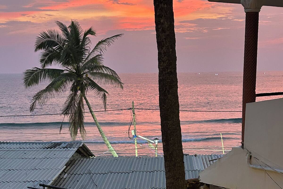 Standard Room (Non A/C) | Premium bedding, in-room safe, desk, rollaway beds