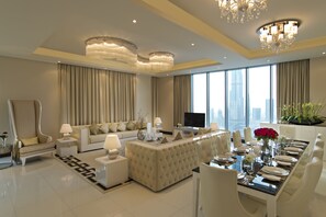 Penthouse, 3 Bedrooms | Living area | 32-inch LCD TV with cable channels, TV - DAMAC Maison Mall Street (Dubai)