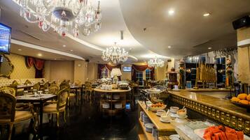 Daily buffet breakfast (IDR 100000 per person)