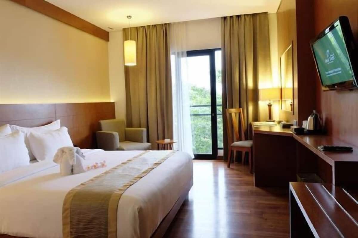 1 bedroom, minibar, in-room safe, desk