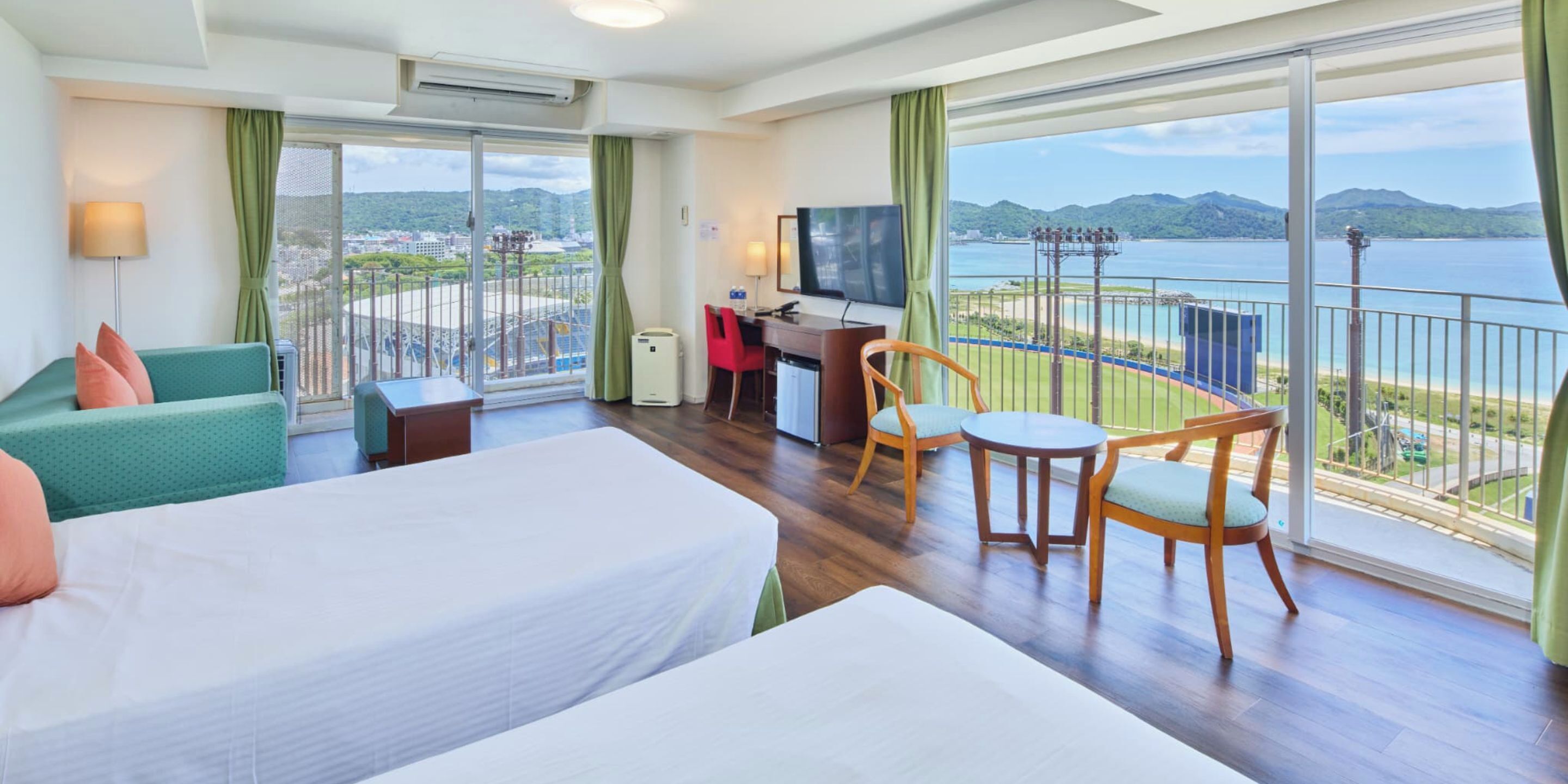 In-room safe, individually decorated, individually furnished, desk