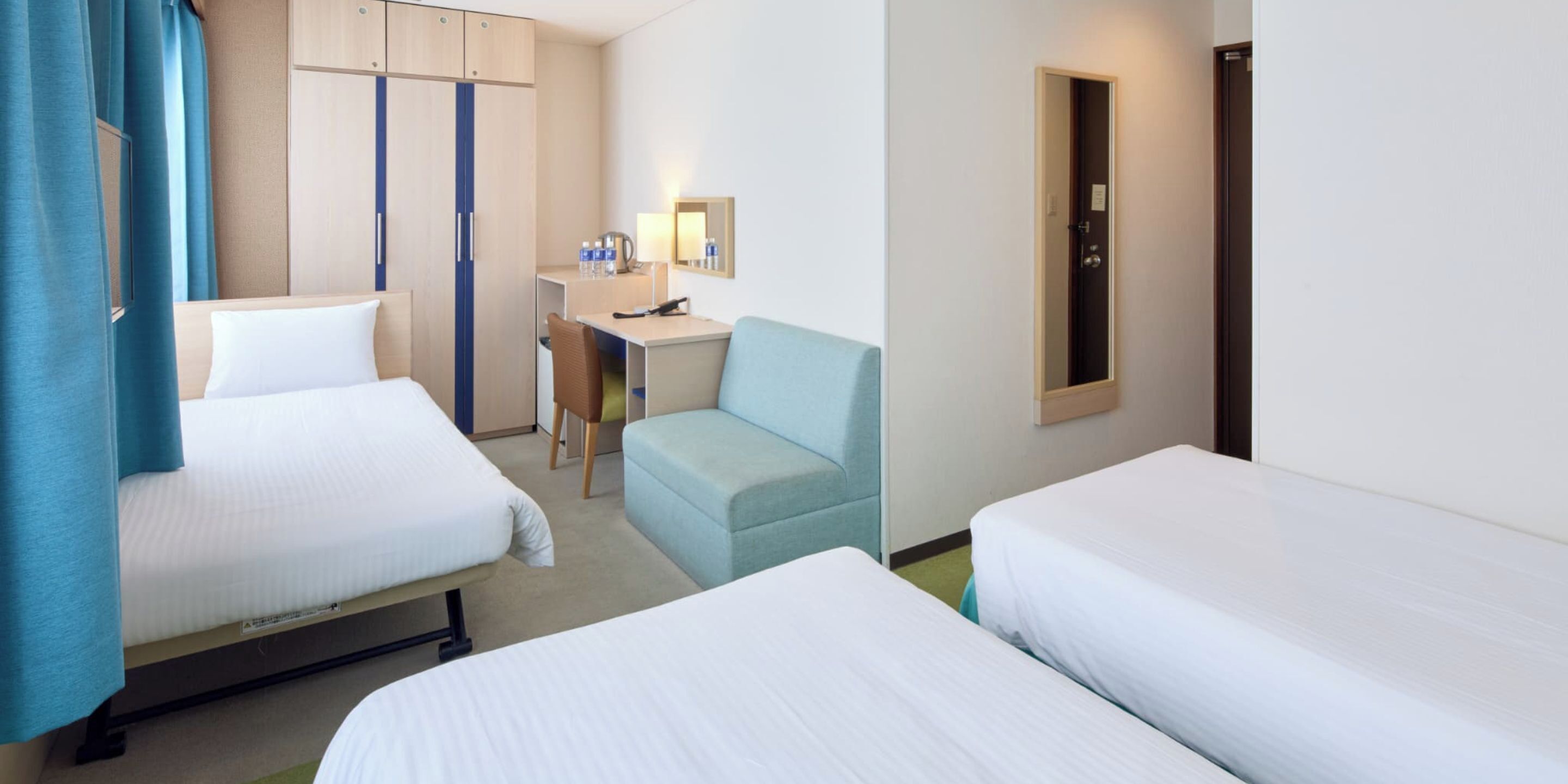 In-room safe, individually decorated, individually furnished, desk