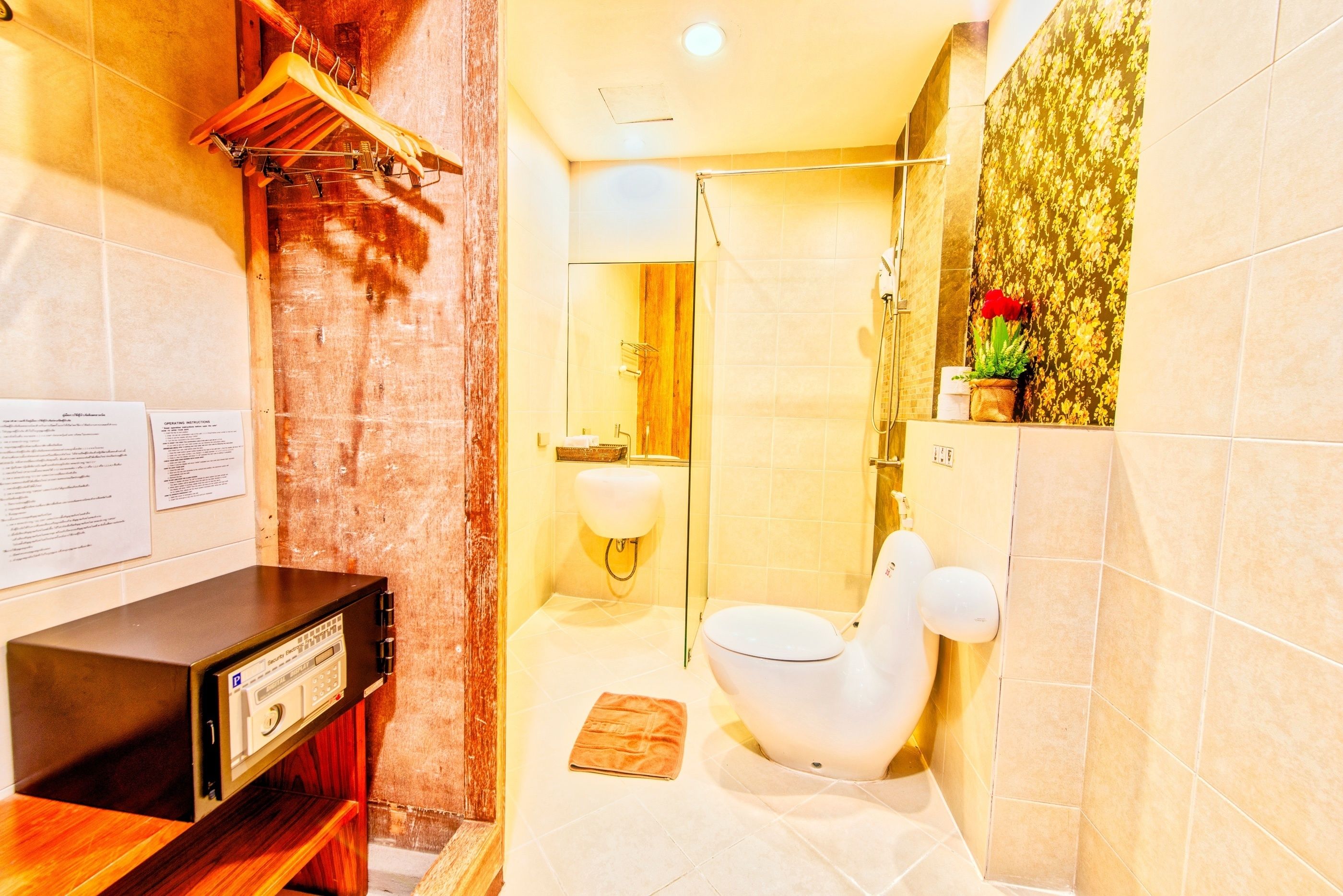 penthouse, 1 bedroom | in-room safe, blackout curtains, rollaway beds, free wifi