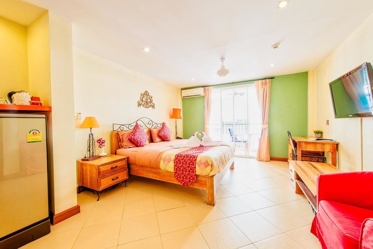 superior room | in-room safe, blackout curtains, rollaway beds, free wifi