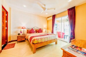 In-room safe, blackout curtains, rollaway beds, free WiFi - High Lords Residence (Pattaya)
