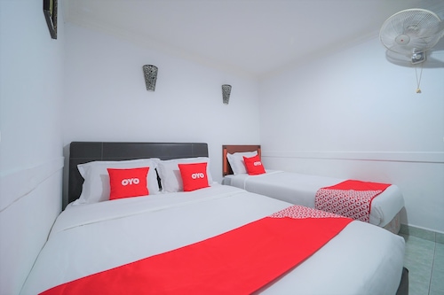 OYO 89850 Mutiara Motel