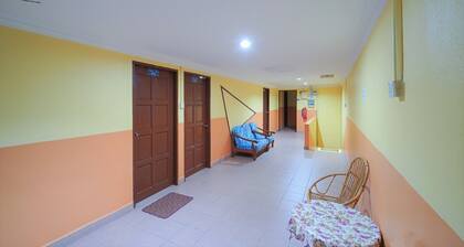 OYO 89850 Mutiara Motel