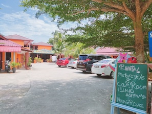 Free self-parking - Sweet Inn (Langkawi)