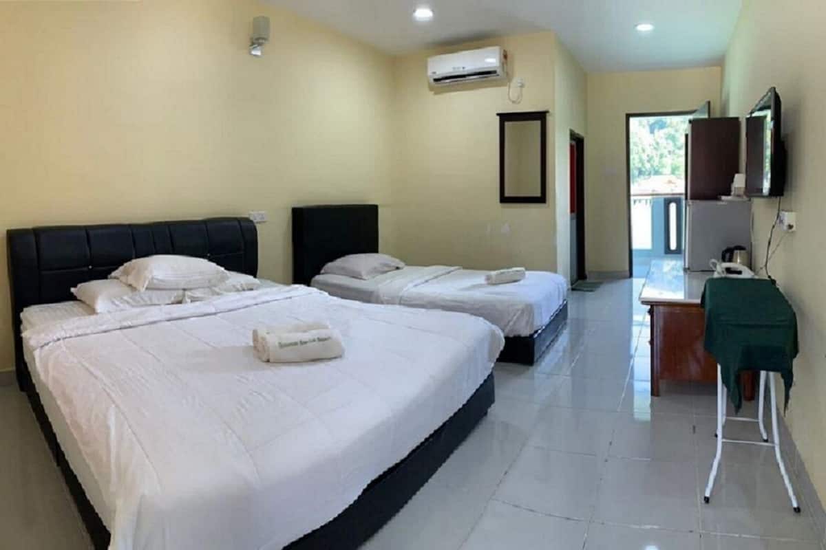 Kamar Triple, pemandangan laut | Seprai premium dan tempat tidur lipat/tambahan