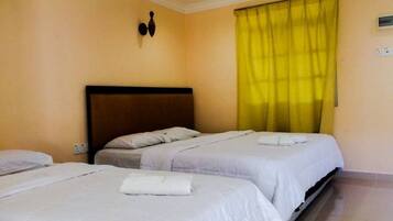 Premium bedding, rollaway beds