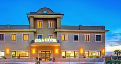 GigaHotel