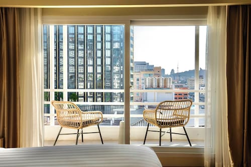 The One Hotel Bay Breeze Pattaya