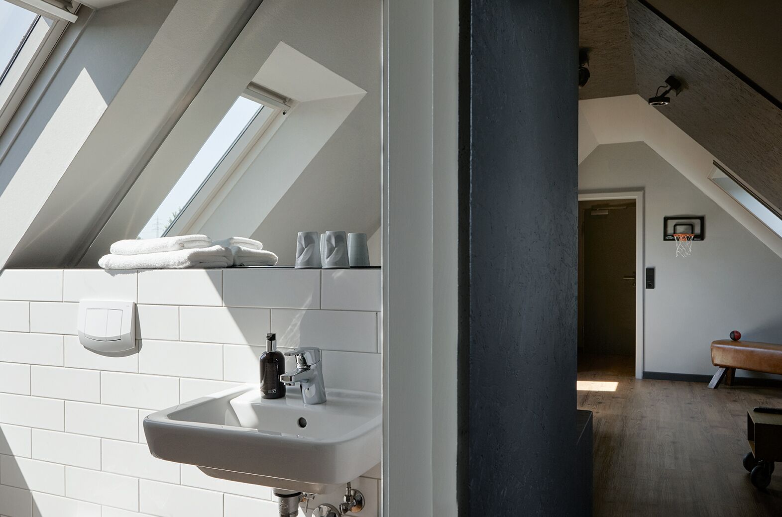 deluxe double room | hypo-allergenic bedding, in-room safe, individually furnished, desk