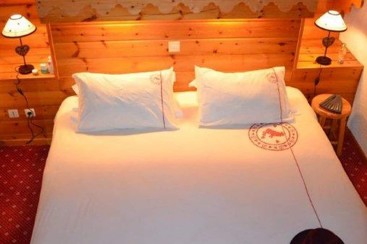 standard double room | in-room safe, soundproofing, free wifi