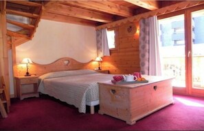 Traditional Quadruple Room