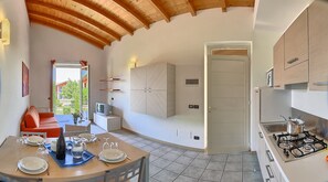Apartment, 1 Bedroom | Living area | TV - Residence Alice (Dormelletto)