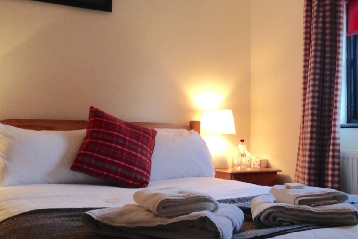 Habitación doble, baño privado