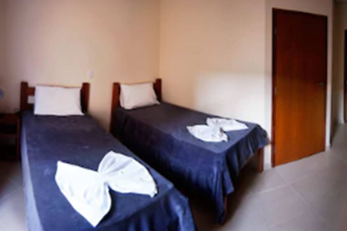 Premium bedding, minibar, blackout drapes, cribs (free)