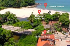 A coastal area with a beach, a hotel named 'Hotel Cantó do Rio', and a location marker for 'Praia de Maresias'. - Hotel Canto do Rio - Maresias (São Sebastião)