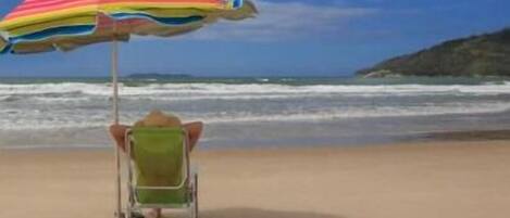 Beach nearby, sun loungers