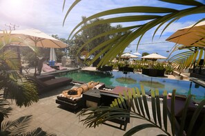 Outdoor pool - Villa Julius (Gili Trawangan)