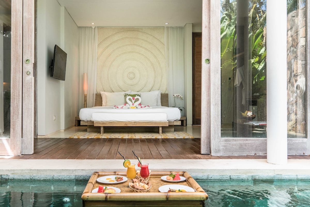 Dobbeltrom – deluxe, privat basseng (Adna Pool Deluxe Honeymoon Villa) | Minibar, safe på rommet, skrivebord og wi-fi (inkludert)