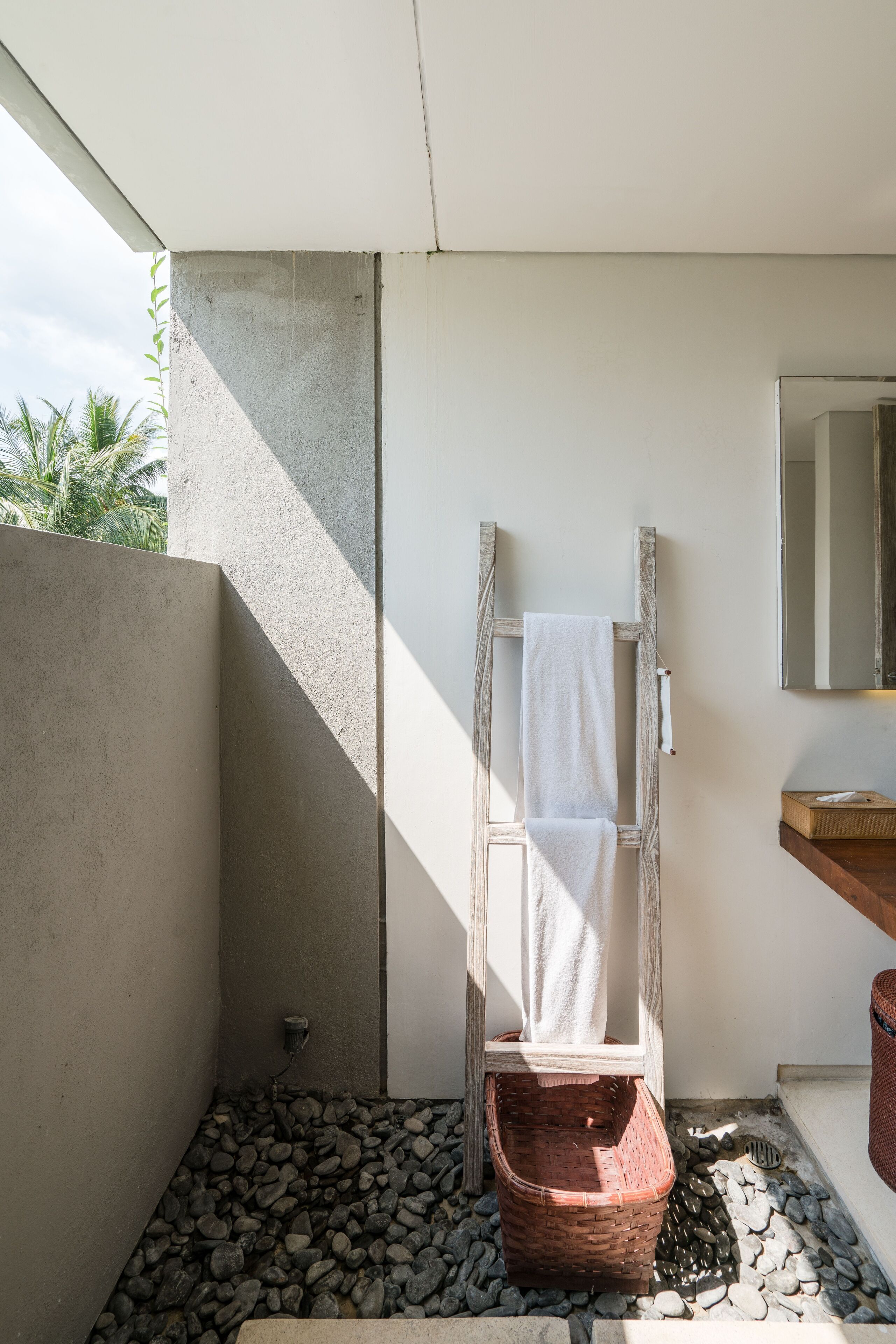 qadma superior balcony, garden view | bathroom | free toiletries, hair dryer, slippers, towels