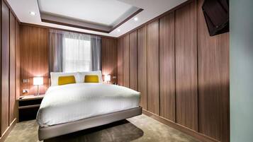 Superior Cabin with Complimentary Continental Breakfast | Premium bedding, pillow-top beds, minibar, in-room safe