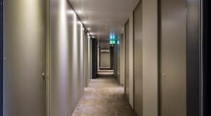 Interior detail - Hougoumont Hotel (Fremantle)