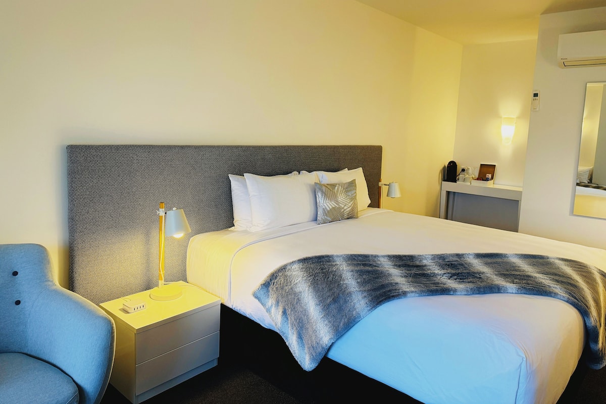 Luxury Suite, 1 King Bed