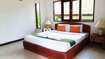 Garden View Bungalow | Frigobar, berços grátis, Wi-Fi de cortesia, roupa de cama