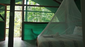 Family Room, Multiple Beds (Rainforest Bungalow) | 1 bedroom, bed sheets
