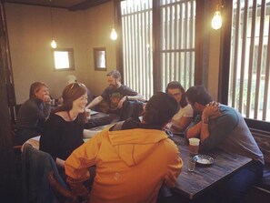 Dining - Guesthouse U-En - Hostel (Osaka)