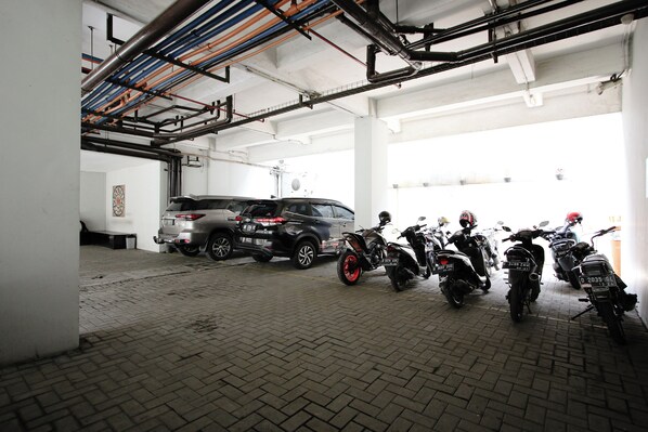 Free self-parking