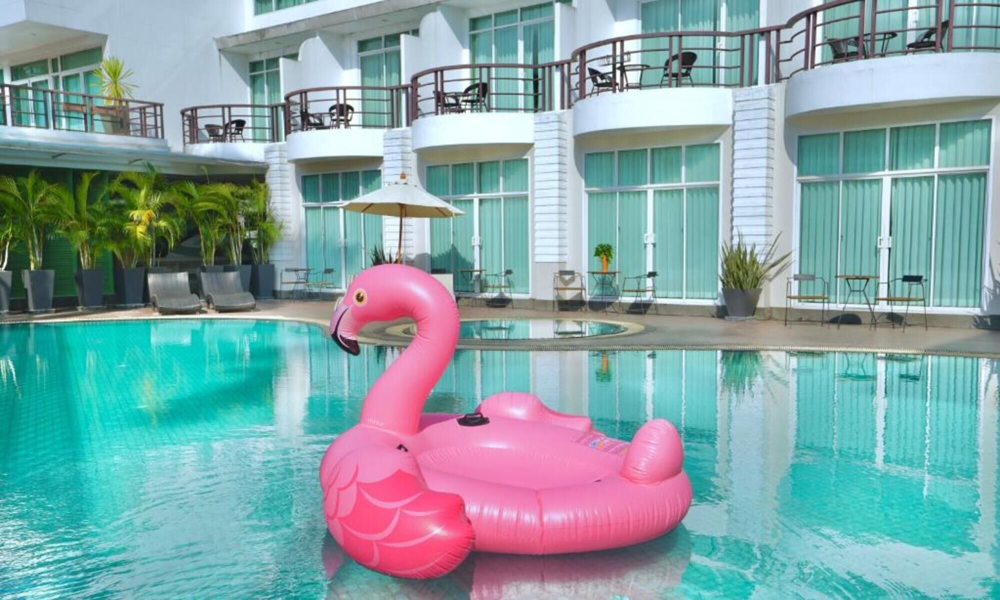 Deluxe Double Room, Pool Access | Premium bedding, in-room safe, desk, laptop workspace