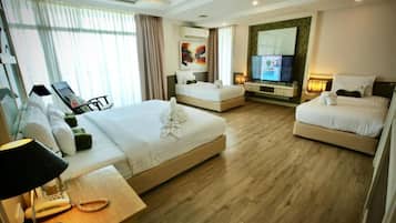 Suite presidencial | 1 dormitorio, ropa de cama de alta calidad, caja fuerte y escritorio