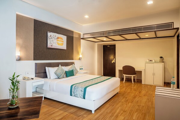 Superior-Doppelzimmer | Zimmersafe, Schreibtisch, Bügeleisen/Bügelbrett, kostenloses WLAN