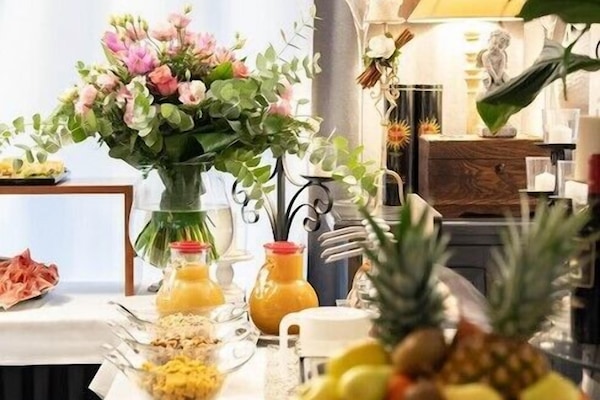 Desayuno buffet incluido todos los días