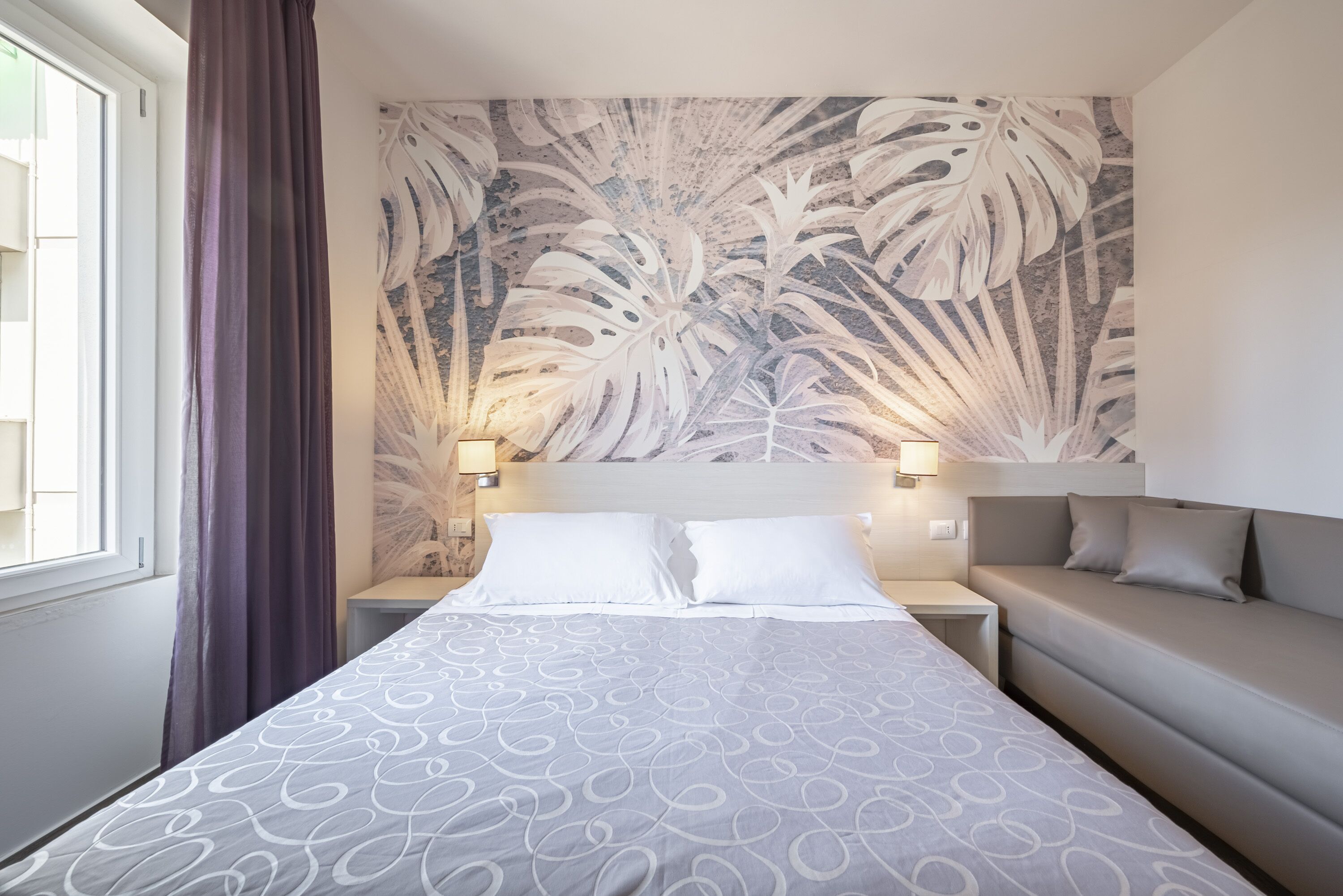 double room, multiple beds | 2 bedrooms, minibar, in-room safe, desk